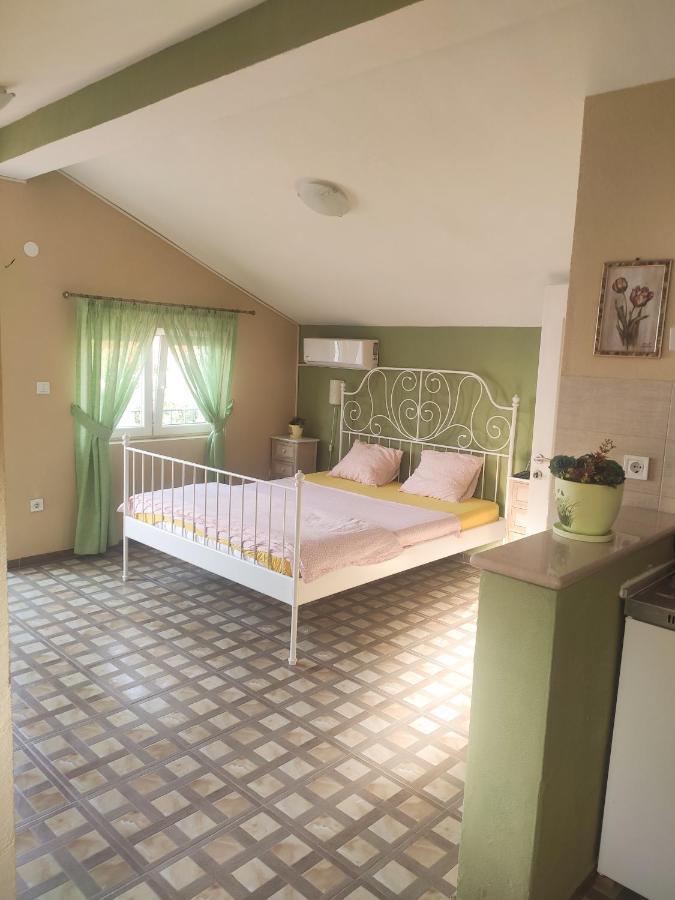 Studio Apartments Krasici Tivat Szoba fotó