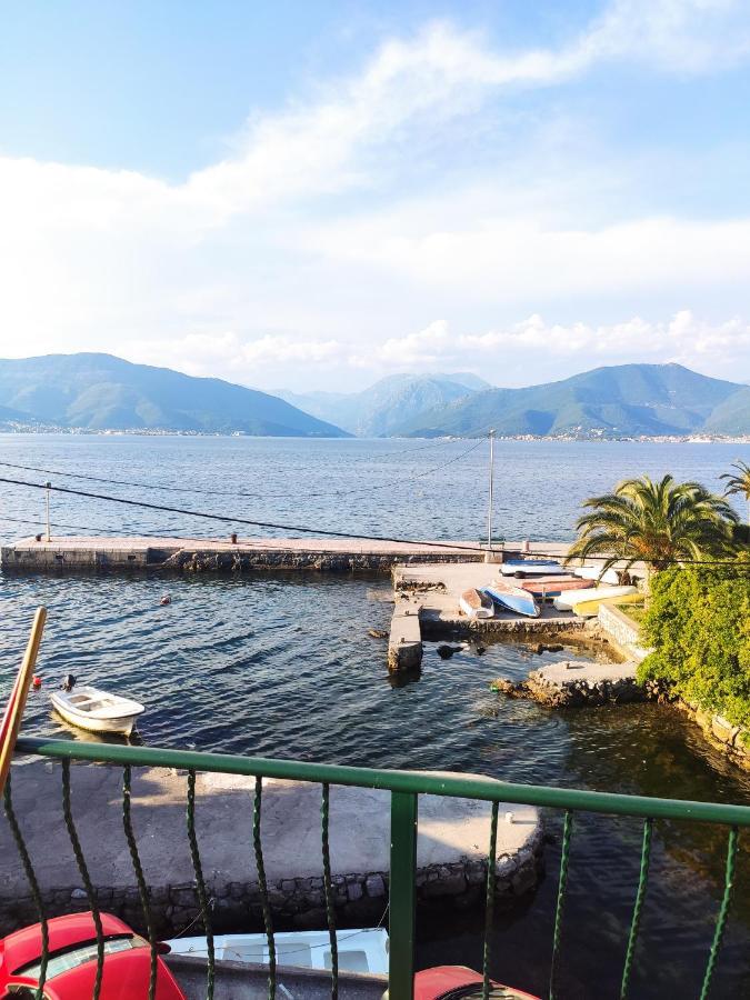 Studio Apartments Krasici Tivat Szoba fotó
