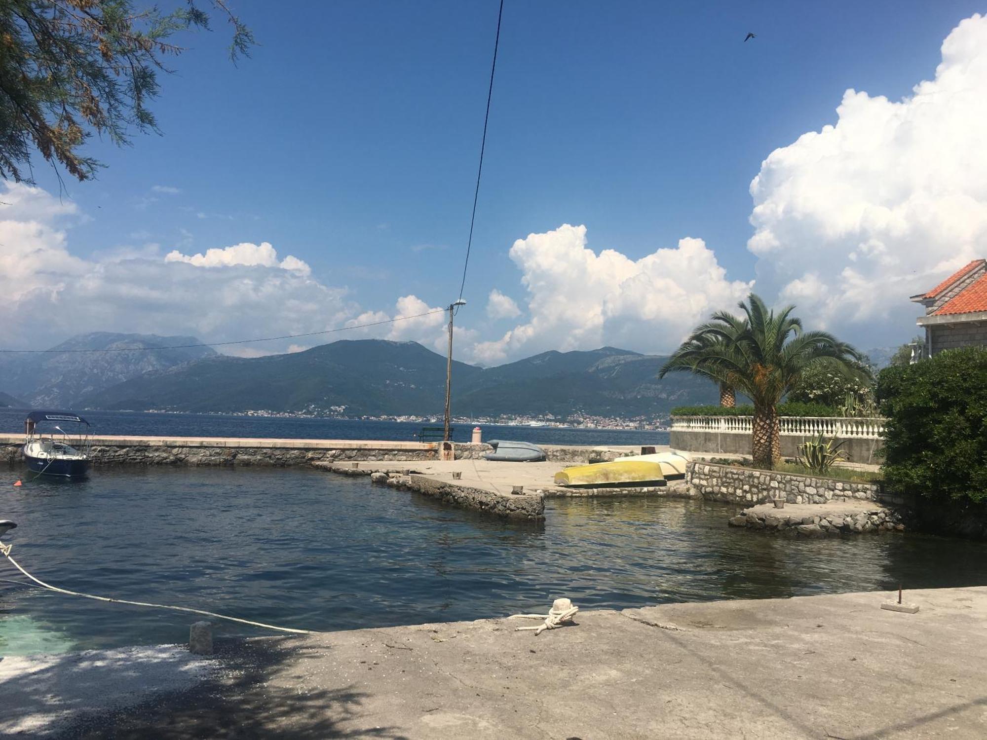 Studio Apartments Krasici Tivat Kültér fotó