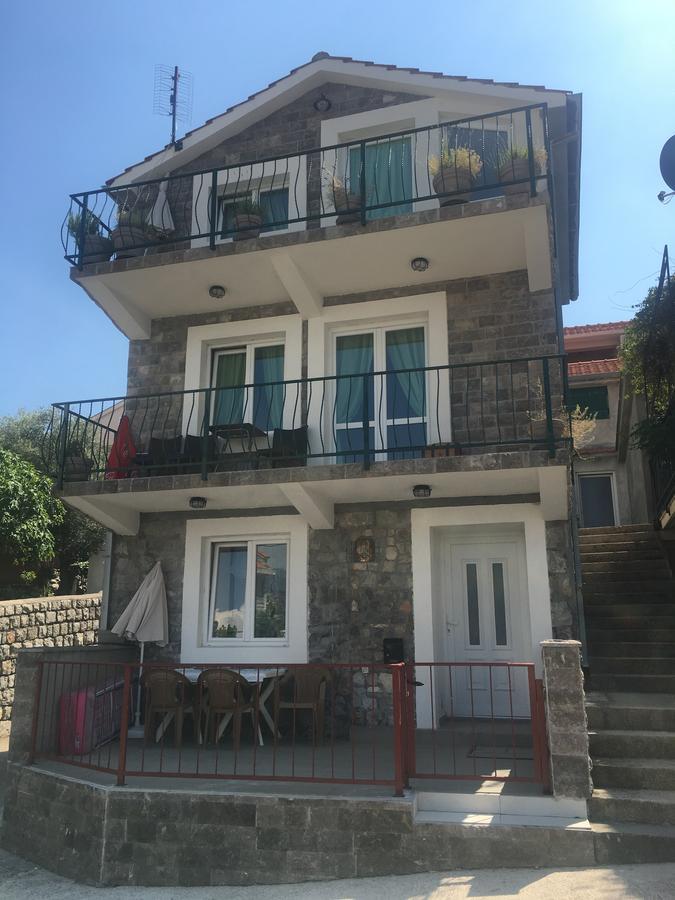 Studio Apartments Krasici Tivat Kültér fotó