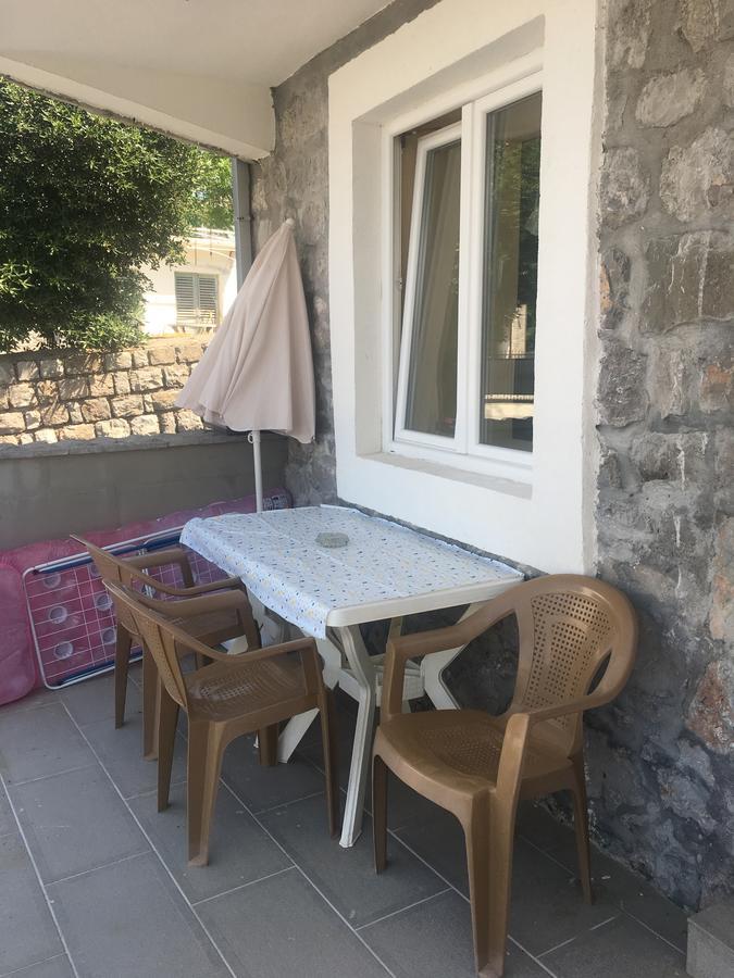 Studio Apartments Krasici Tivat Kültér fotó