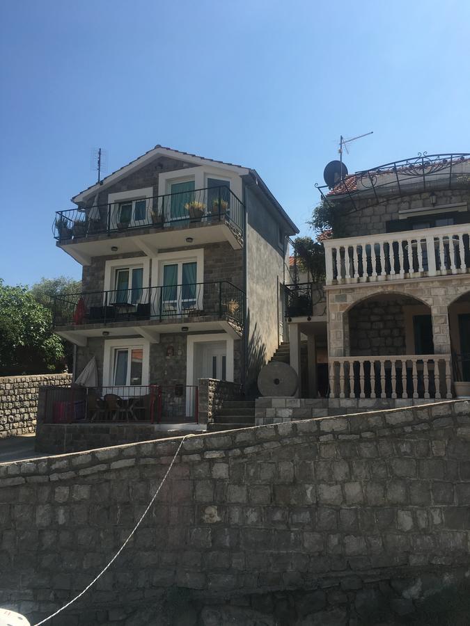 Studio Apartments Krasici Tivat Kültér fotó